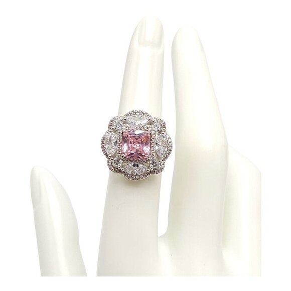 Pink Crystal Cushion Cut Pave Rhinestone Flower Cocktail Ring Silver Tone VTG 5 - Picture 1 of 6